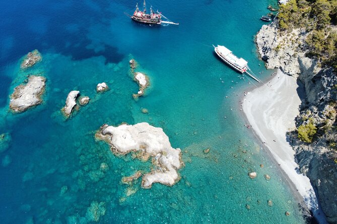 Private Oludeniz Speed Boat Tour - Mavi Mağara and its blue-lit water