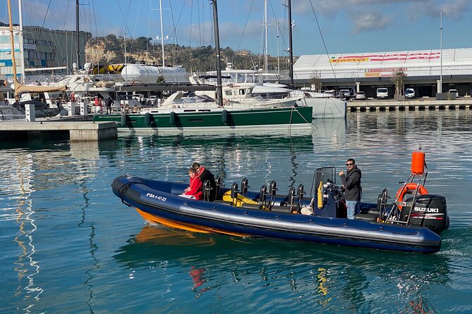 Private One Hour Powerboat trip with lots of high speed fun - Returning to the marina