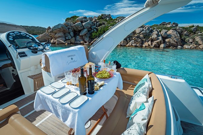 Private Rib Tour La Maddalena archipelago with skipper 4 or 8 hours - Key points at a glance