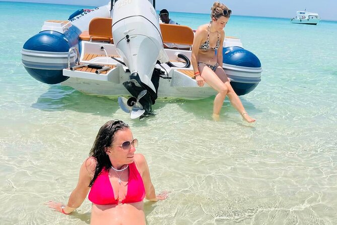 Private Speed Boat 4 Hours to White Island and Dolphin House - Four hours on a private Hurghada speedboat