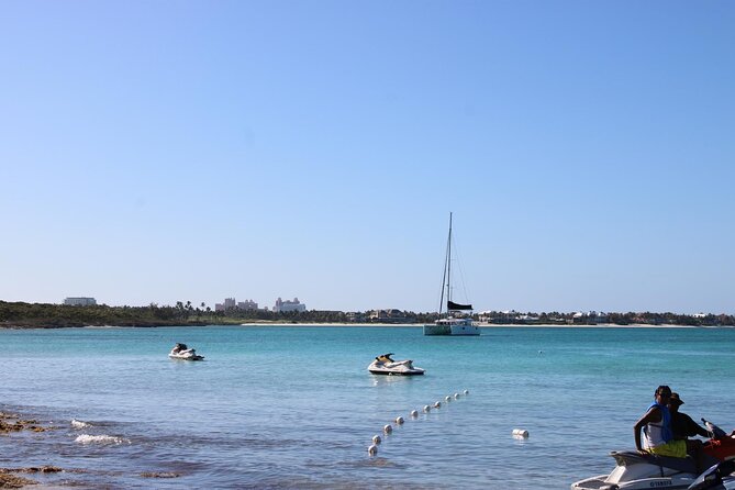 Private speed boat beach and bar hopping visiting Rose island - Three islands, three chances to slow down