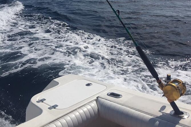 Private Speed Boat for Snorkeling or Fishing in Nassau - 34ft - Fishing for tuna or staying close to shore