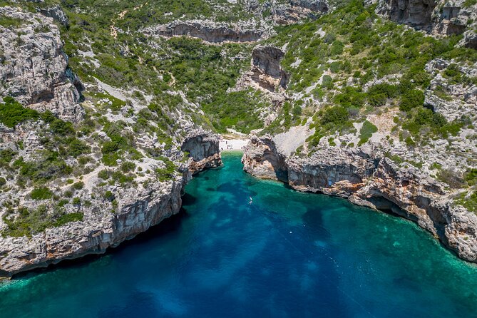 Private speedboat custome-made tour / from Trogir and Split - What the $602.39 price really buys