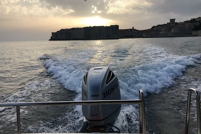 Private Speedboat Guided Tour: Explore the best of Dubrovnik Islands - What your skipper adds to the day