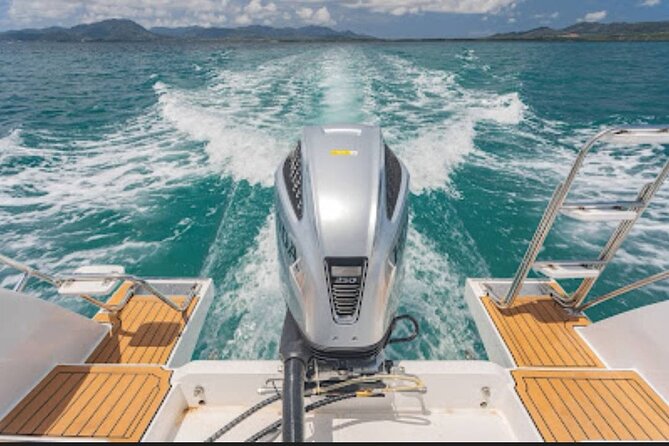 Private Speedboat hire from Phuket to Various Islands - Beaches, lagoons, caves, and snorkeling stops
