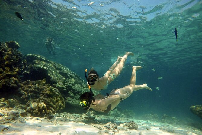Private Speedboat Maiton, Racha, and Coral Islands Tour from Phuket - Racha Yai and the white sand at Patok Beach