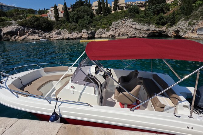 Private Speedboat Tour- Blue cave, sandy beaches and snorkelling - A private way to see Dubrovnik’s island coast