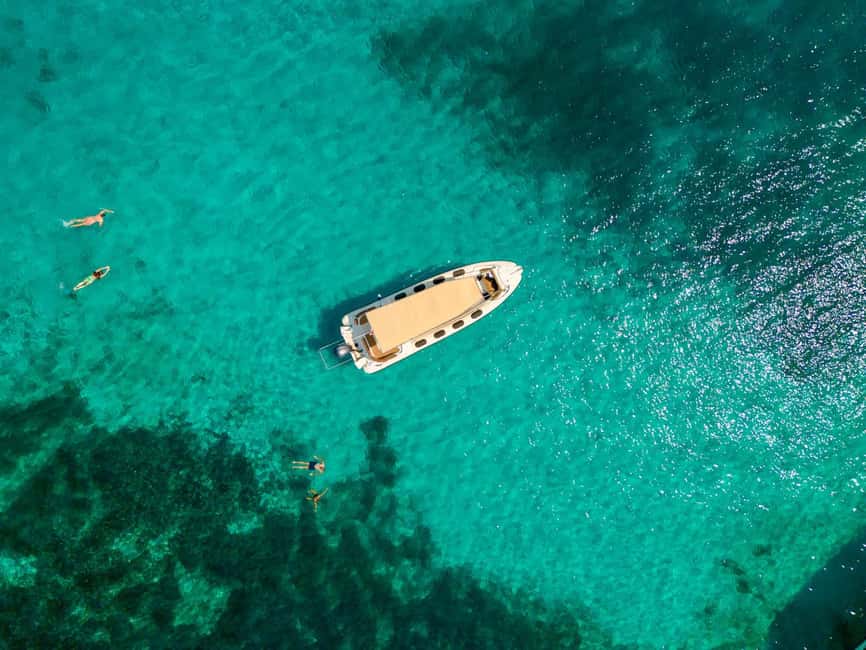 Private Speedboat Tour: Blue Lagoon & 3 Islands from Split - Who will get the most from this outing