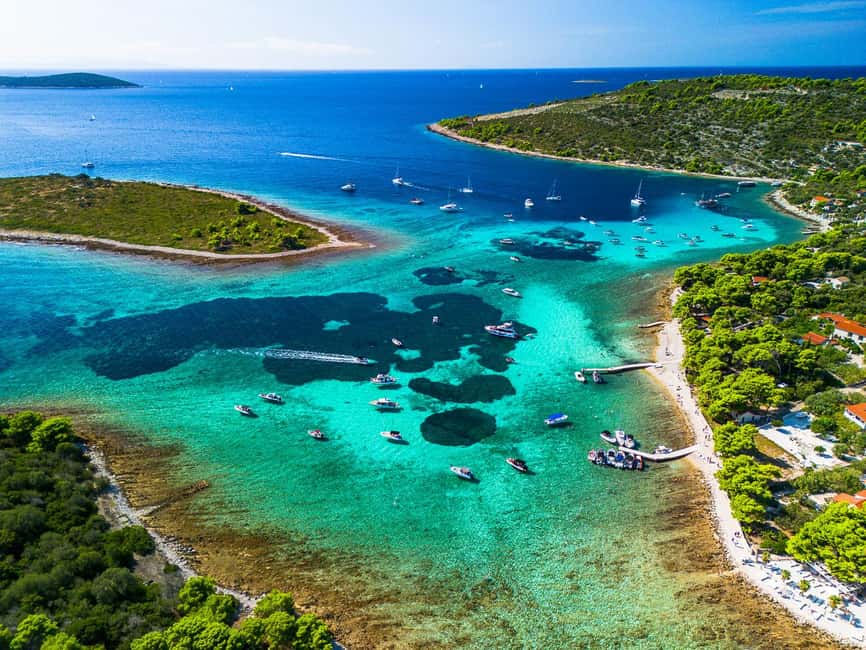 Private Speedboat Tour from Split – Blue Lagoon & Šolta - Maslinica offers a short taste of island life