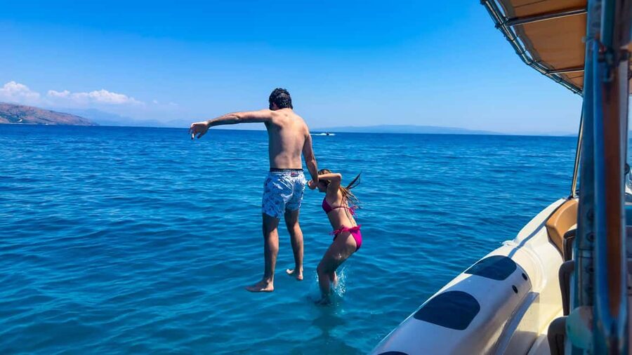 Private Speedboat Tour from Split – Blue Lagoon & Šolta - Stomorska closes with old harbor charm