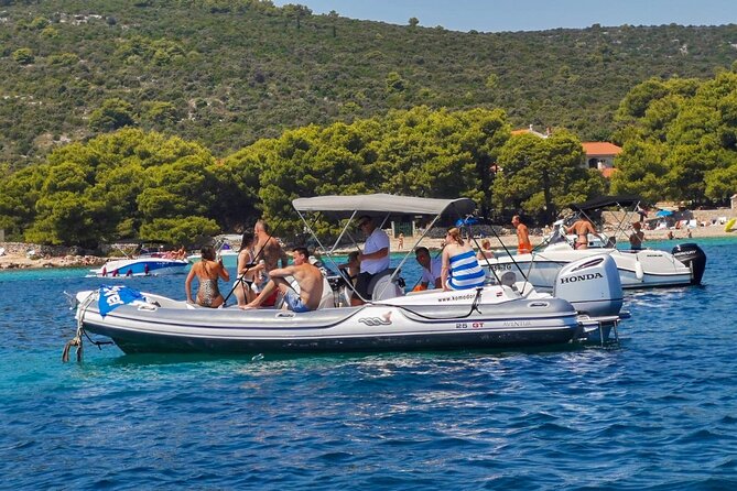 Private Speedboat Tour from Split with Customizable Itinerary - Blue Lagoon and Krknjaši Bay: the strongest swim stop