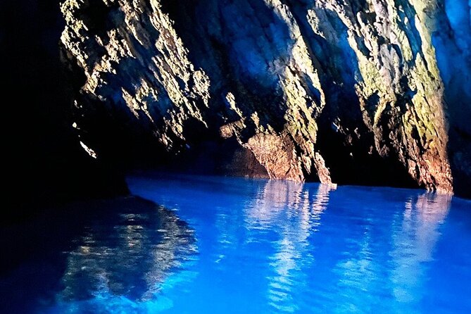 Private speedboat tour to Blue Cave and visit Island Hvar - A big island day from Trogir