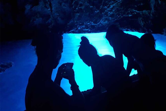 Private speedboat tour to Blue Cave and visit Island Hvar - What to bring for the boat and beaches