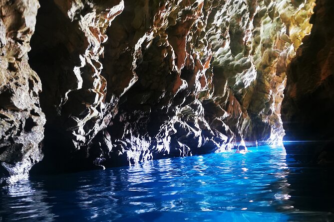 Private Speedboat tour to Sakarun Bay and Golubinka cave - The real price, including the extras