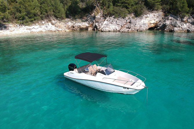 Private speedboat tour to the islands - Kolocep and the Blue Cave swim