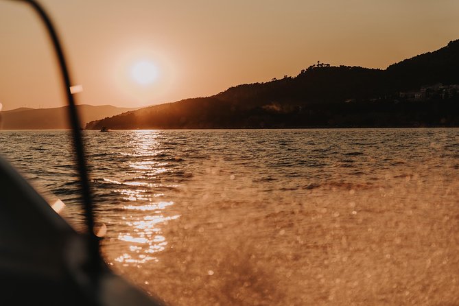 Private Sunset tour on the speedboat in village Maslinica, island Solta - A 45-minute swim and snorkeling stop