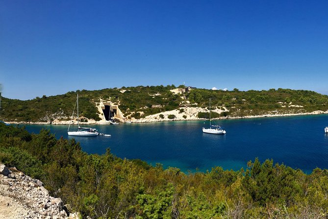 Private Tour to Island Brac and Bol in Speed Boat from Split or Trogir - The skipper can shape the day