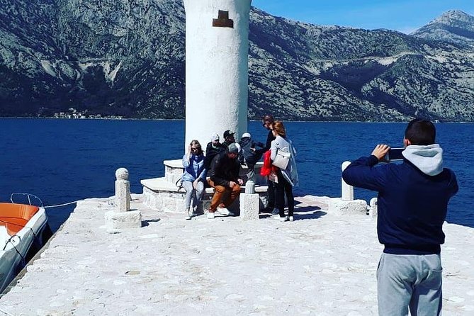 Private tour with speed boat - Perast and Lady of the rock - Walking through old Perast