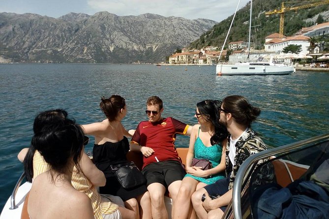 Private tour with speed boat - Perast and Lady of the rock - What the private format is worth