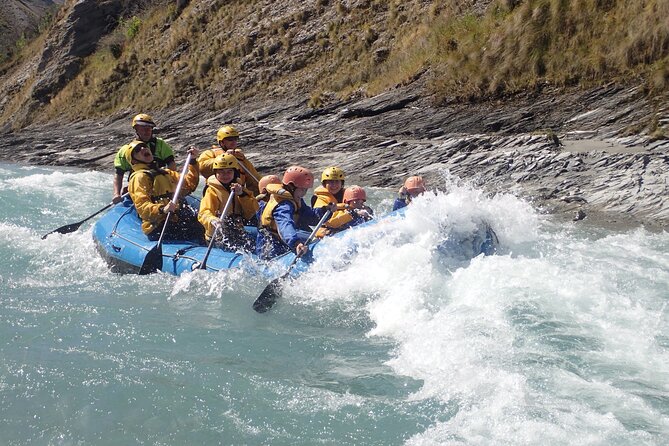 Queenstown Kawarau River Rafting and Jet Boat - The optional rock jump and river swims