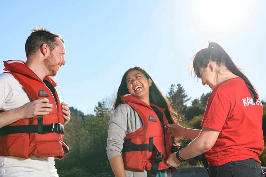 Queenstown: Shotover River Extreme Jet Boat Experience - Keeping warm, dry, and comfortable