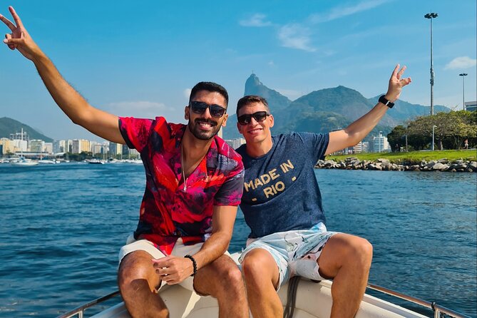 Rio de Janeiro: Shared Speedboat Tour with Beer Included! - How much guiding should you expect?