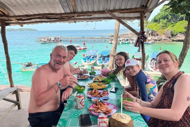 Robinson Tour By Private Speedboat with BBQ Lunch - A private start from your Phu Quoc hotel