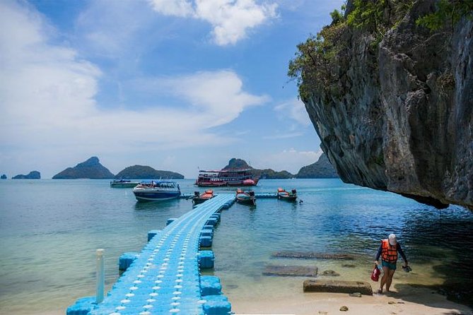 SAMUI: ANGTHONG NATIONAL MARINE PARK by Speed Boat-Lunch - Kayaking, swimming, and beach time after lunch