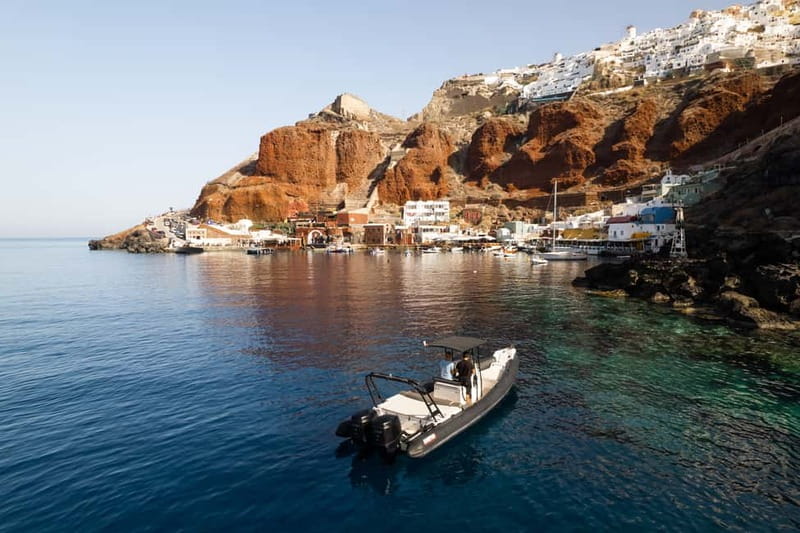 Santorini: half day exclusive speedboat cruise - Efta Pedes, the first proper swim stop