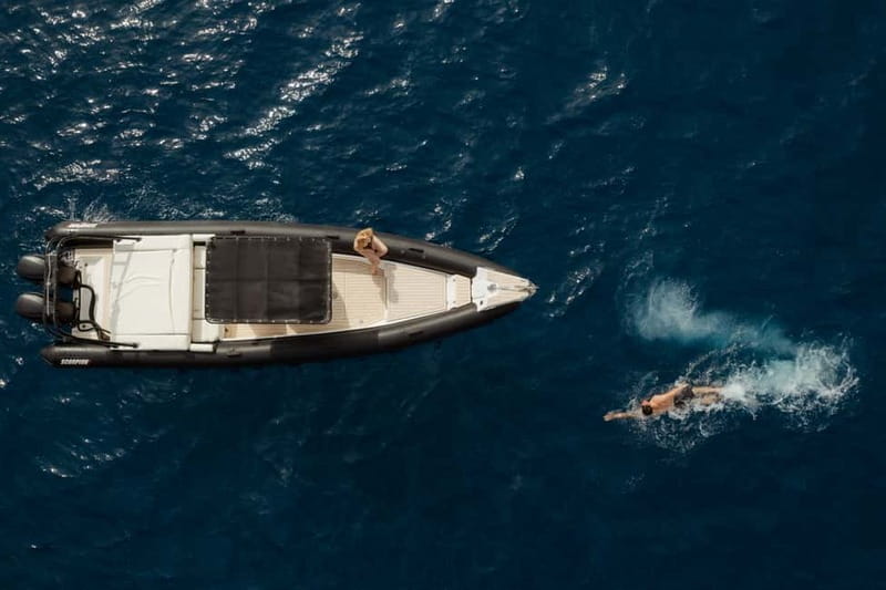 Santorini: half day exclusive speedboat cruise - Thirassia for a quieter Greek feel