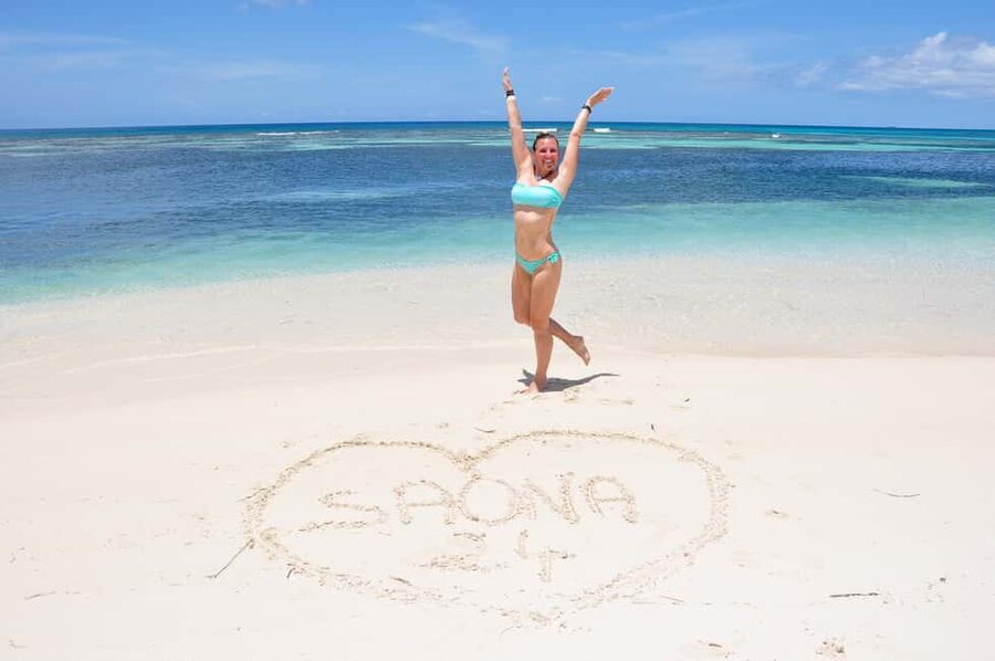 Saona Island: Catamaran/Speedboat Tour to a Dream Beach - The coastal cruise through Cotubanama National Park