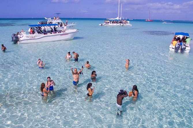 Saona Island Excursion by Catamaran and Speedboat - The ride from Bayahibe to the natural pool