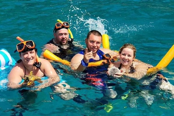 Scenic Speed-Boat Snorkel Tour - A short run to Shitten Bay