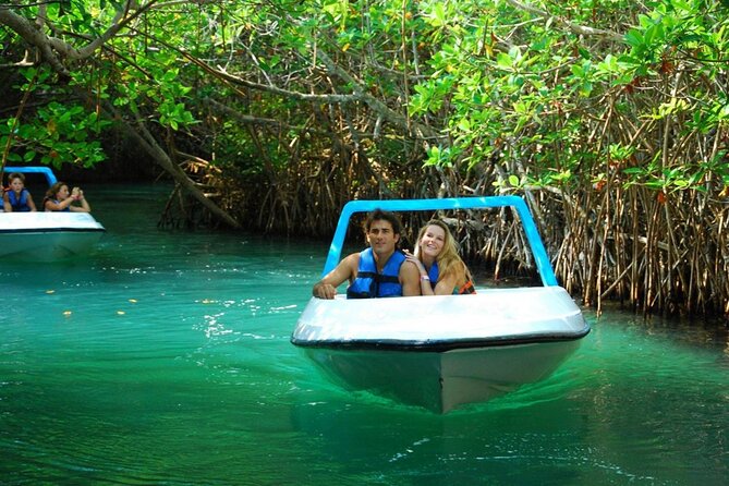 Shared Jungle Speed Boat Tour in Cancun - Reaching the Caribbean reef