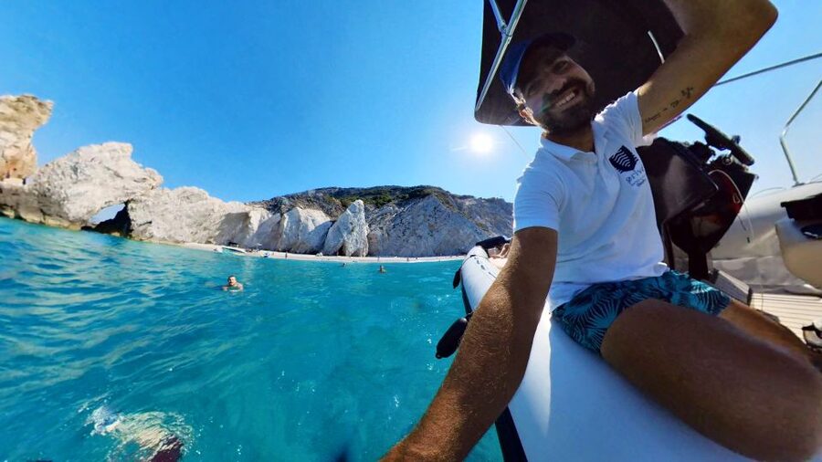 Skiathos: Private Day Cruise with a Speed Boat around island - Caves, coves, and Kastro Beach