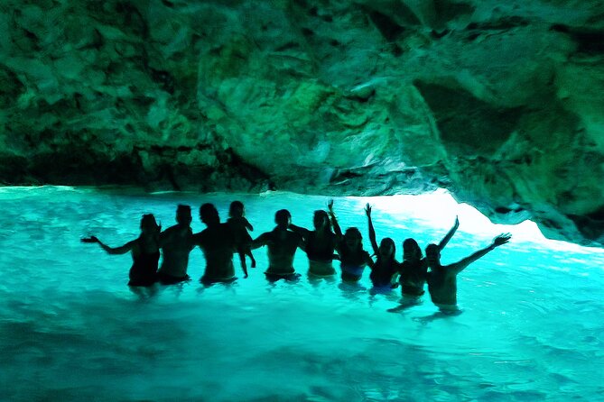 Small Group Speedboat Adventure Trip to Grama Bay - Dafina Bay and the nearby cave