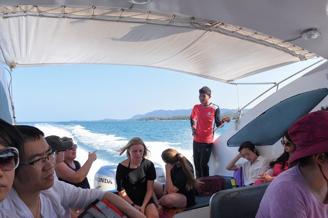Snorkel Tour to Phi Phi Islands by Speed Boat from Koh Lanta - Lunch and free time on Phi Phi Don