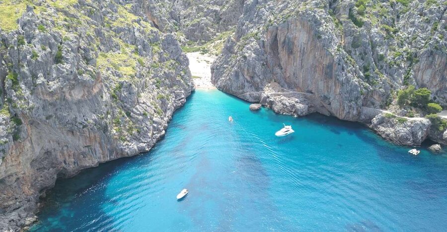 Soller: Sa Calobra & Cala Tuent Speedboat Tour - Snorkeling, swimming, and what to bring