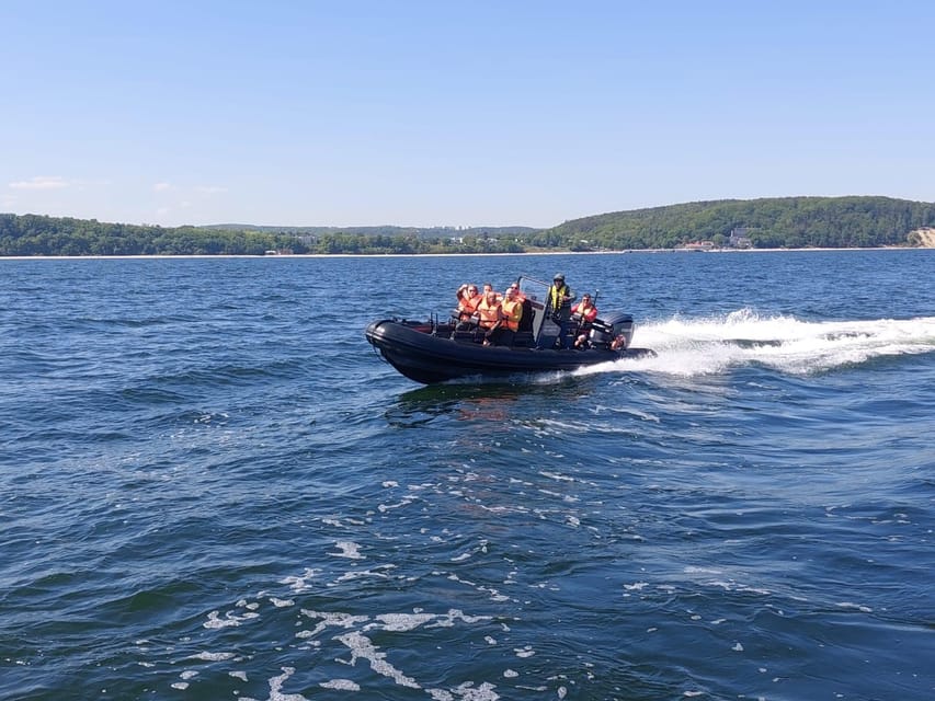 Speed boat Half Hour trip in Sopot. Speed up to 100 km/h - Brzeźno Pier and the return to Sopot