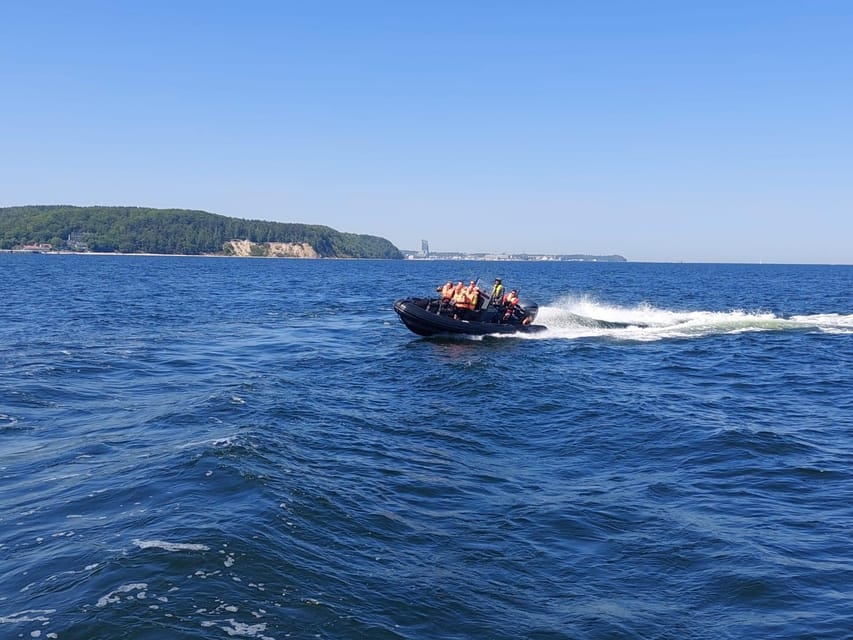 Speed boat Half Hour trip in Sopot. Speed up to 100 km/h - Safety, language, and the small-group setup