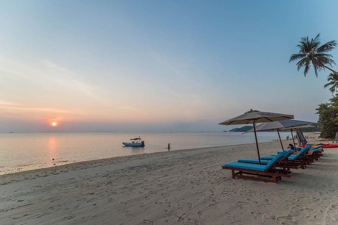 Speed Boat Private Sunset Snorkeling and sightseeing from Samui - Koh Rap is the quiet middle stop
