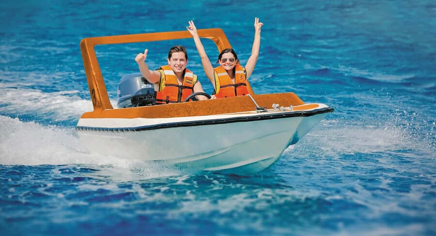 Speed Boat, Snorkel and Beach - Why the small boats make a difference