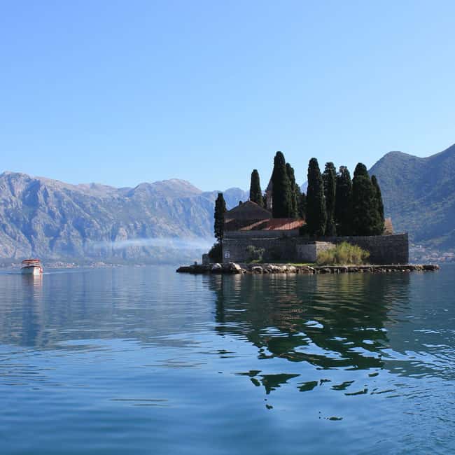 Speed Boat Tour to Perast Old Town & Our Lady of the Rocks - Key points to know before booking