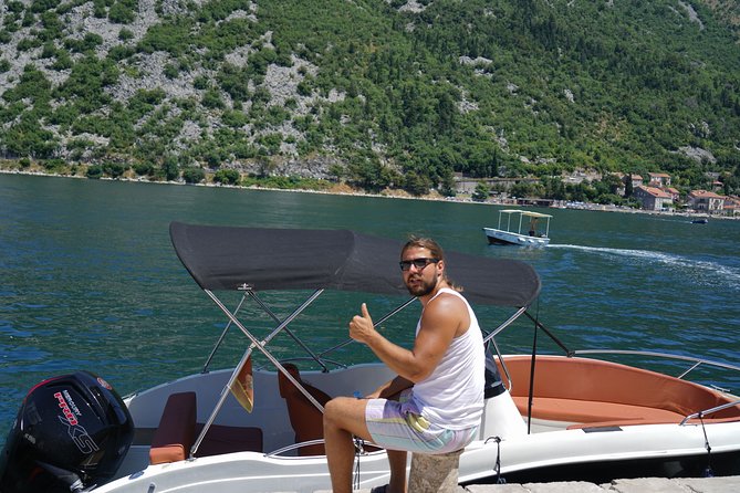 Speed Boat Trip: Kotor Bay attraction , Blue Cave and beach time - Swimming at the Blue Cave