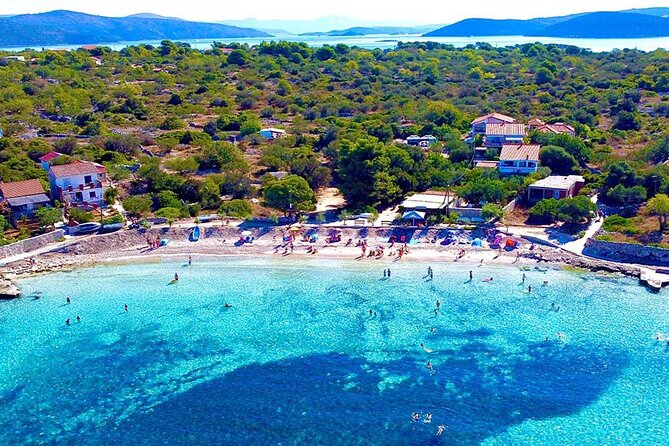 Speedboat Blue Lagoon & 3 Islands tour from Trogir - The speedboat ride and skipper style