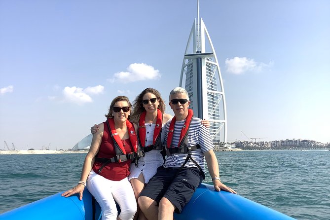Speedboat Dubai: 60 Mins Guided Burj Al Arab & Atlantis Tour - A photo stop at Atlantis The Royal
