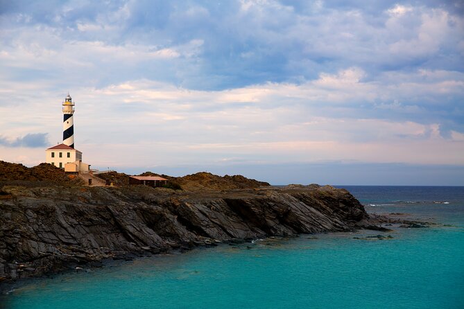 Speedboat excursion through the coves of northern Menorca - Cala’n Tosqueta gives you the longest swim stop