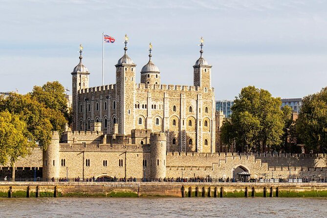 Speedboat 'THE THAMES BEAST' from Tower Millennium Pier - 40 mins - Key points to know before you book