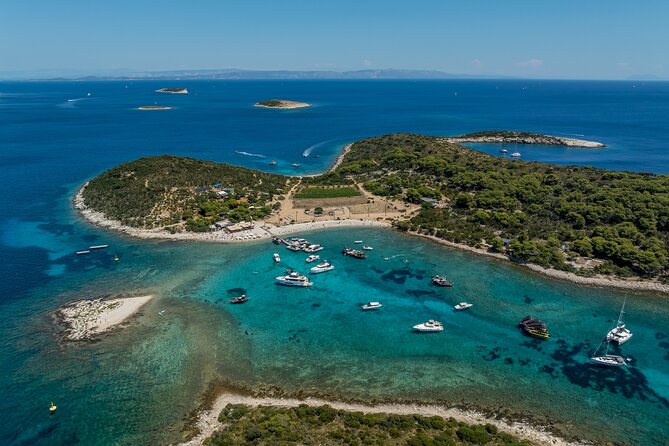 Split/Trogir: Blue Cave, Vis, and Hvar Speedboat Day Tour - Stiniva Cove, beautiful but vulnerable to crowds