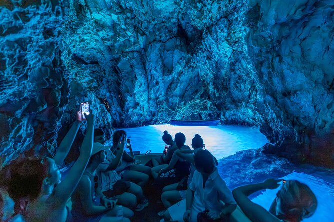 Split/Trogir: Blue Cave, Vis, and Hvar Speedboat Day Tour - The long run to Biševo and the Blue Cave